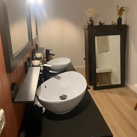 Au Calme En Gatine Deux-sevrienne *