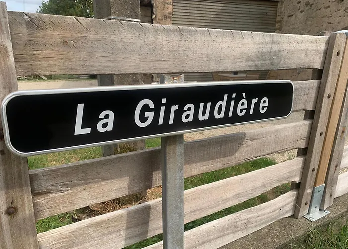 Au Calme En Gatine Deux-sevrienne Vouhe (Deux-Sevres)